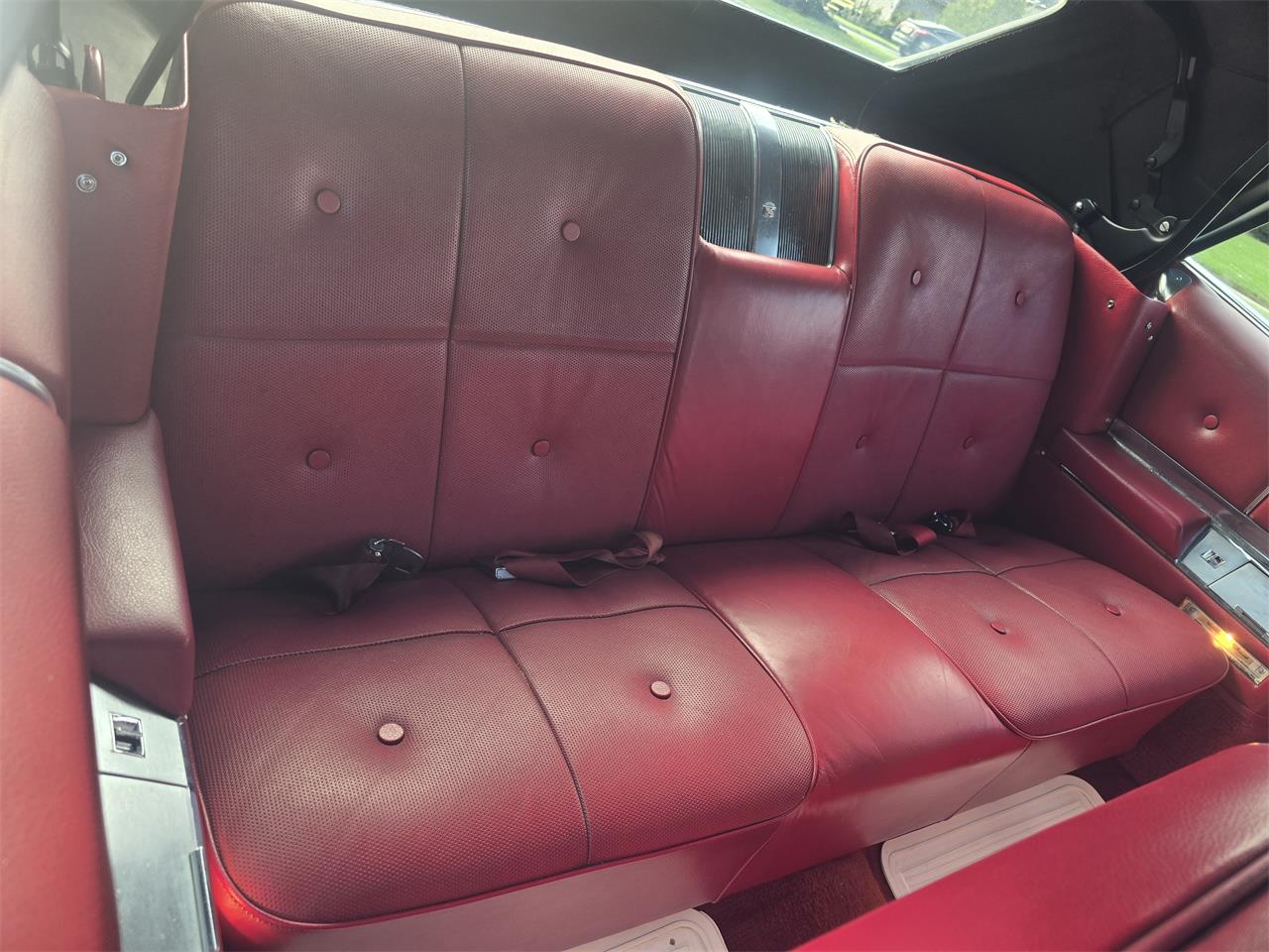 Cadillac-2-dr-convertible-1967-RED-Red-29