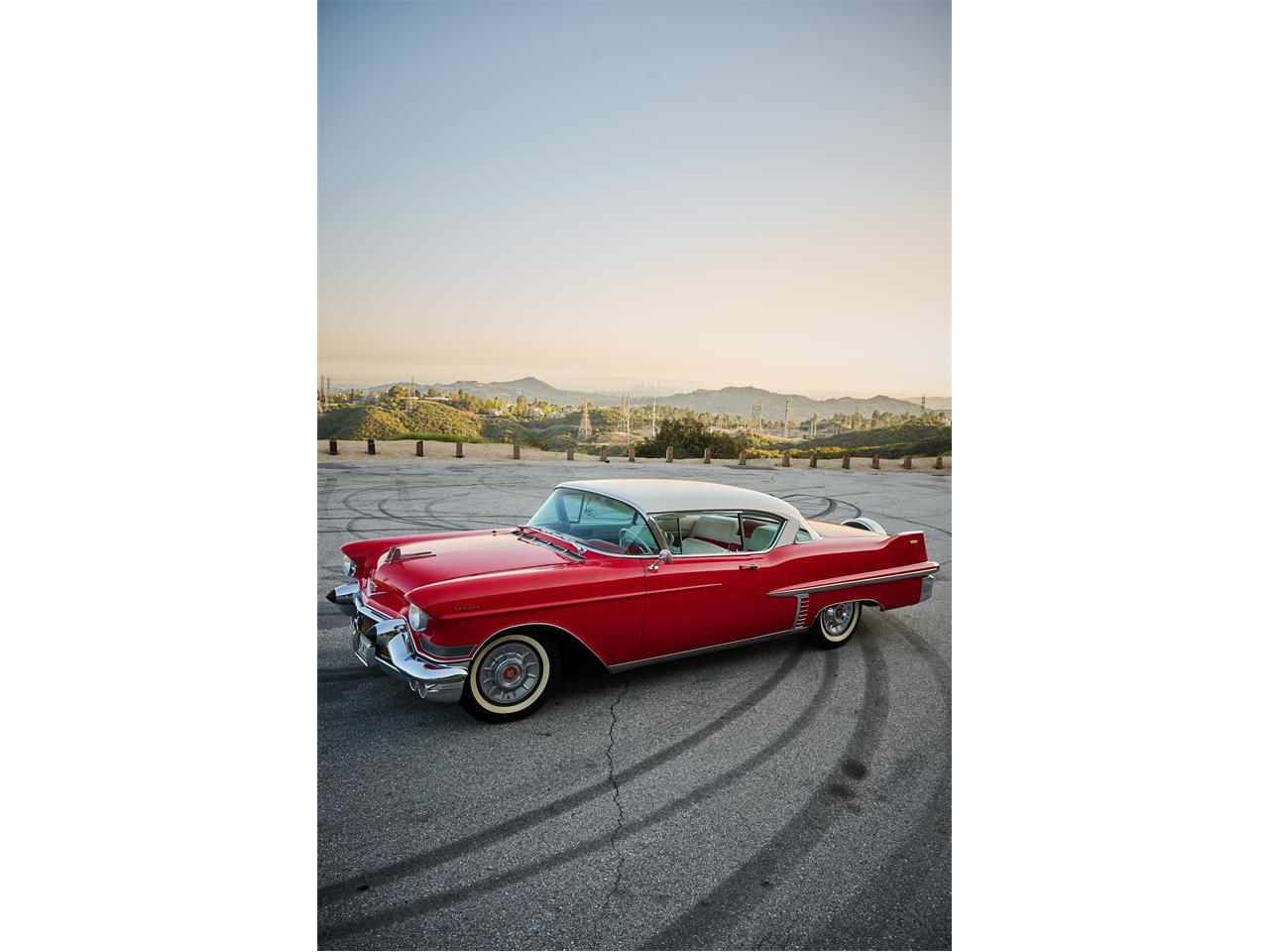 Cadillac-2-dr-coupe-1957-Red-Red-16