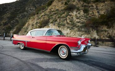 Cadillac-2-dr-coupe-1957-Red-Red-9