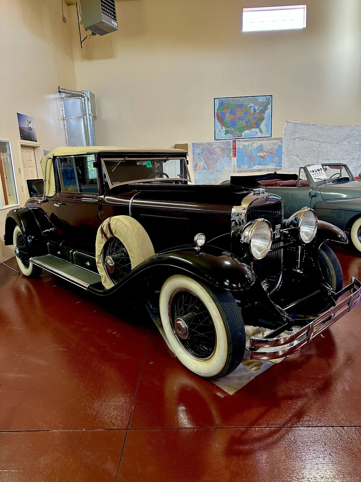Cadillac-341b-1929-Brown-Black-1