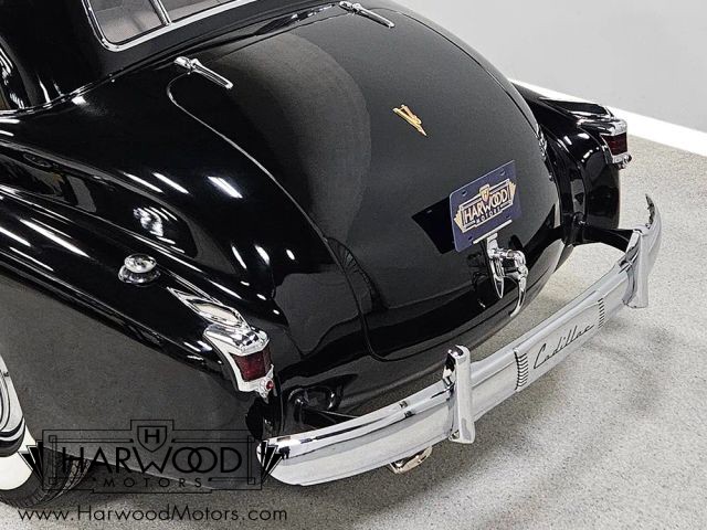 Cadillac-60-Special-1939-Sedan-12