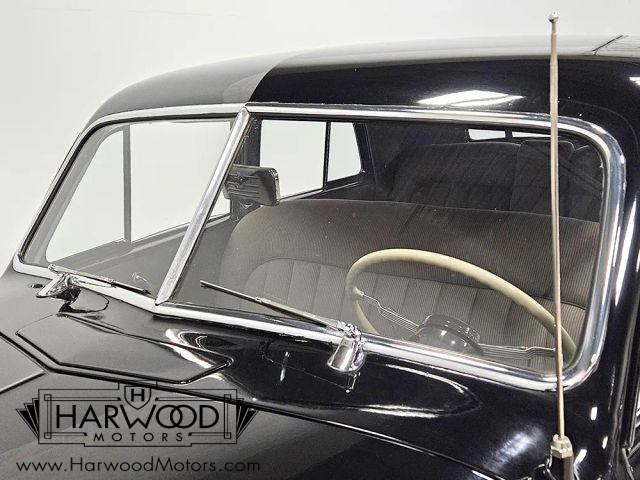 Cadillac-60-Special-1939-Sedan-24