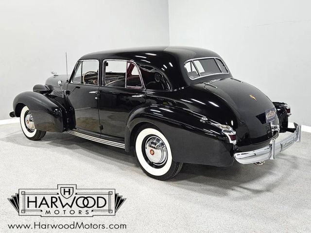 Cadillac-60-Special-1939-Sedan-3