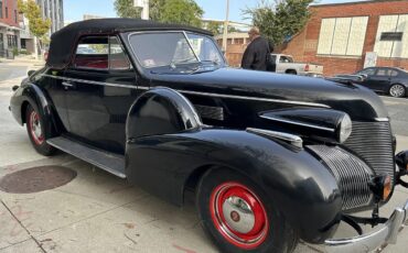 Cadillac-61-1939-15