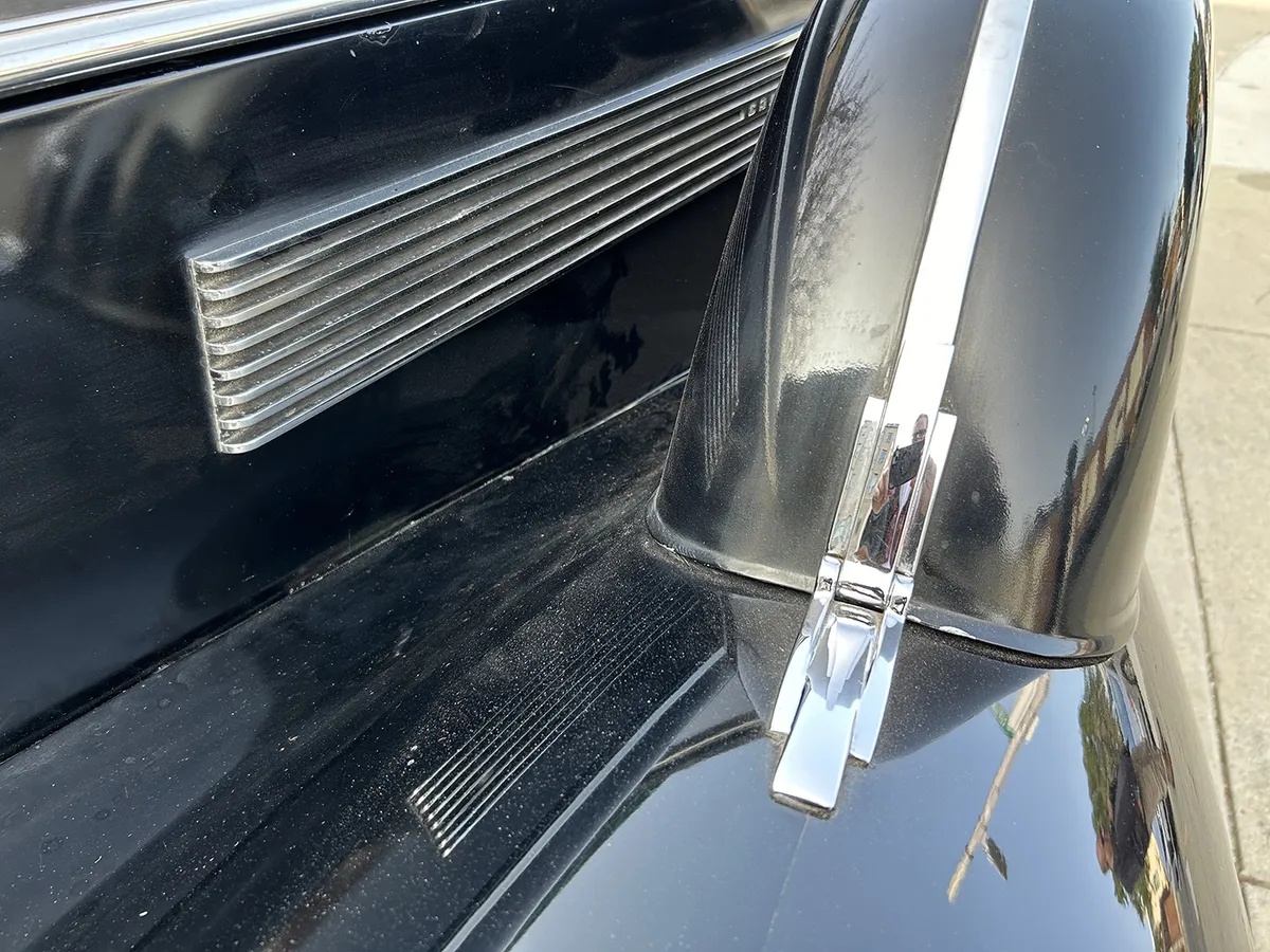 Cadillac-61-1939-17