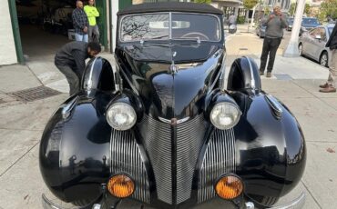 Cadillac-61-1939-3