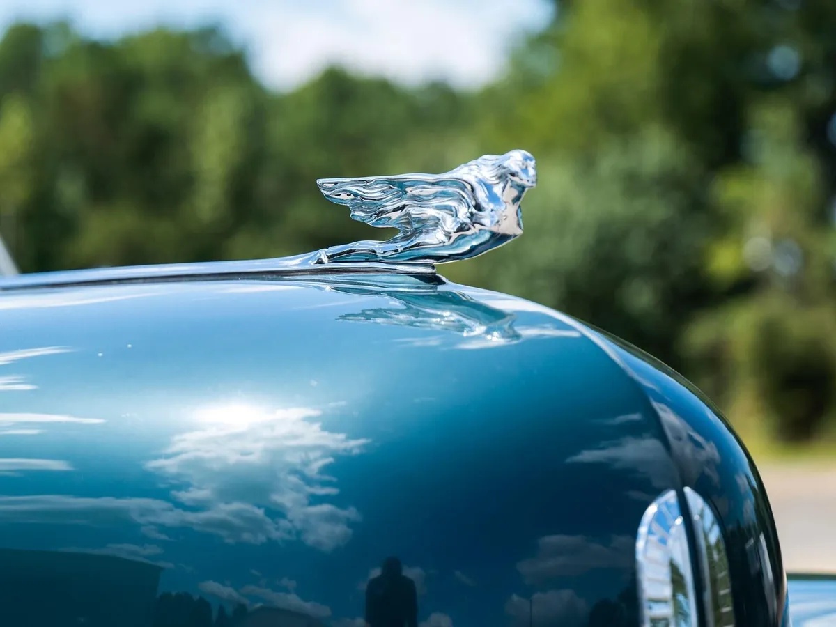 Cadillac-61-1941-Crystal-Blue-And-Oceano-Blue-Blue-1