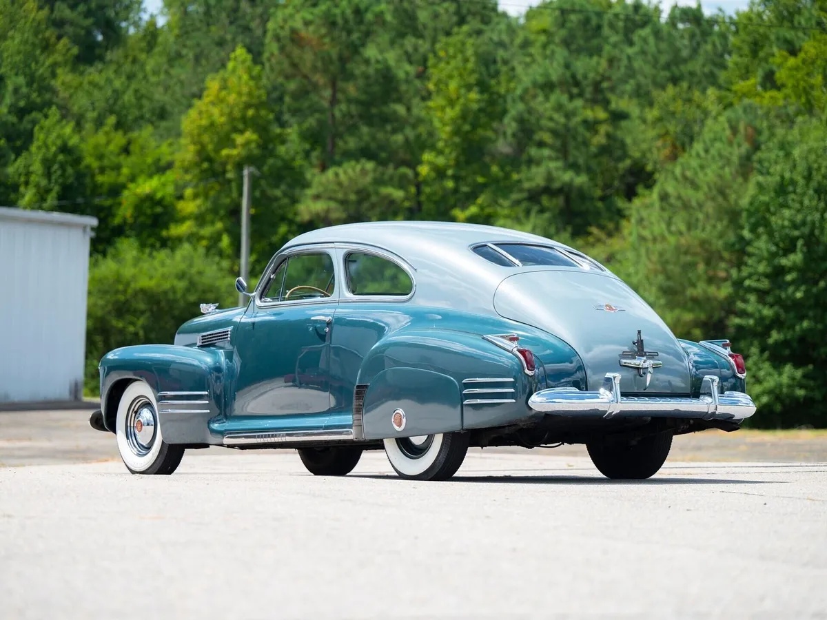 Cadillac-61-1941-Crystal-Blue-And-Oceano-Blue-Blue-7