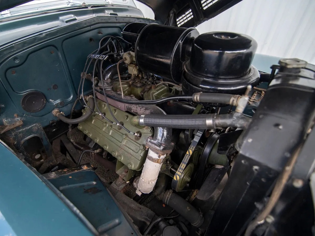 Cadillac-61-1941-Crystal-Blue-And-Oceano-Blue-Blue-8