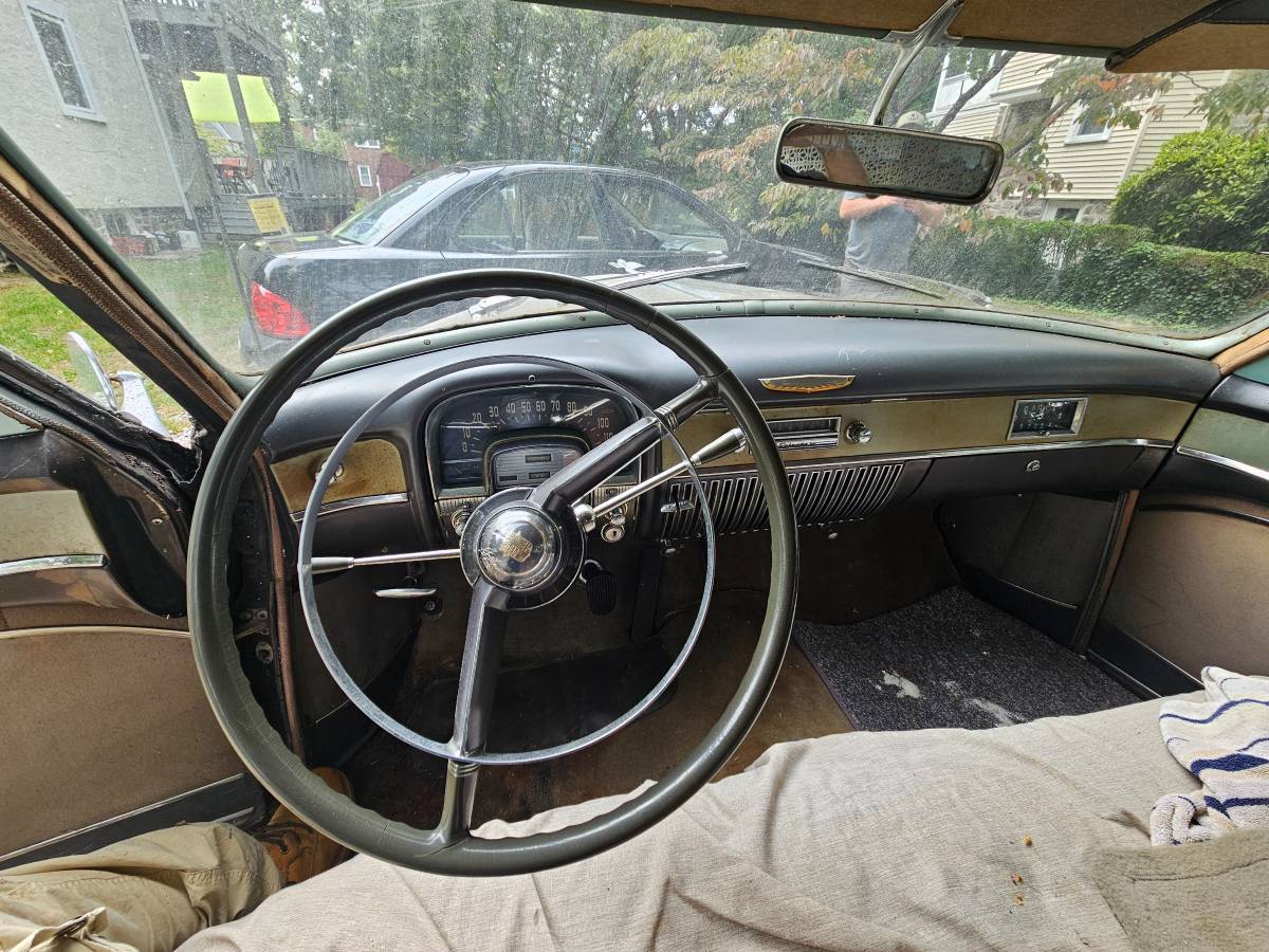Cadillac-62-series-1952-black-2