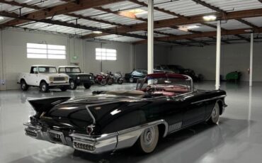 Cadillac-Biarritz-Convertible-1958-7
