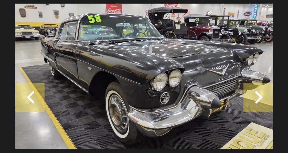 Cadillac-Brougham-1958-1