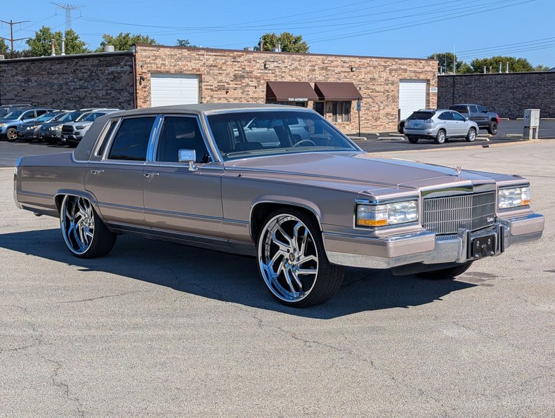 Cadillac-Brougham-1990-Light-Antelope-Metal-Beige-24