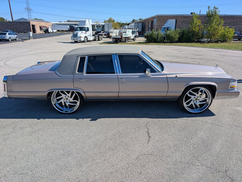 Cadillac-Brougham-1990-Light-Antelope-Metal-Beige-31
