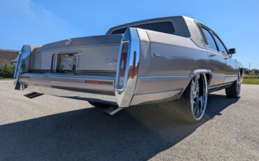 Cadillac-Brougham-1990-Light-Antelope-Metal-Beige-34