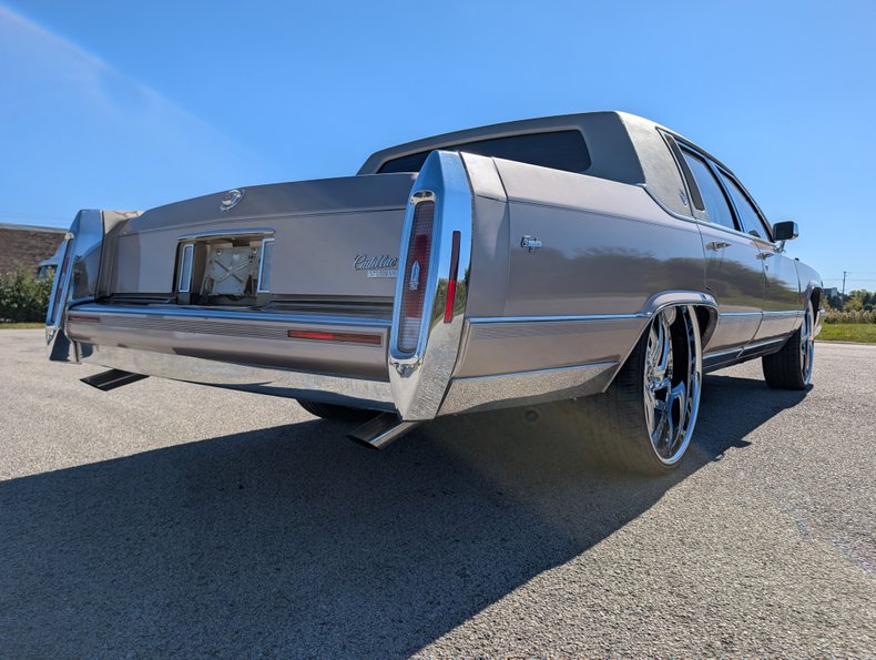 Cadillac-Brougham-1990-Light-Antelope-Metal-Beige-34