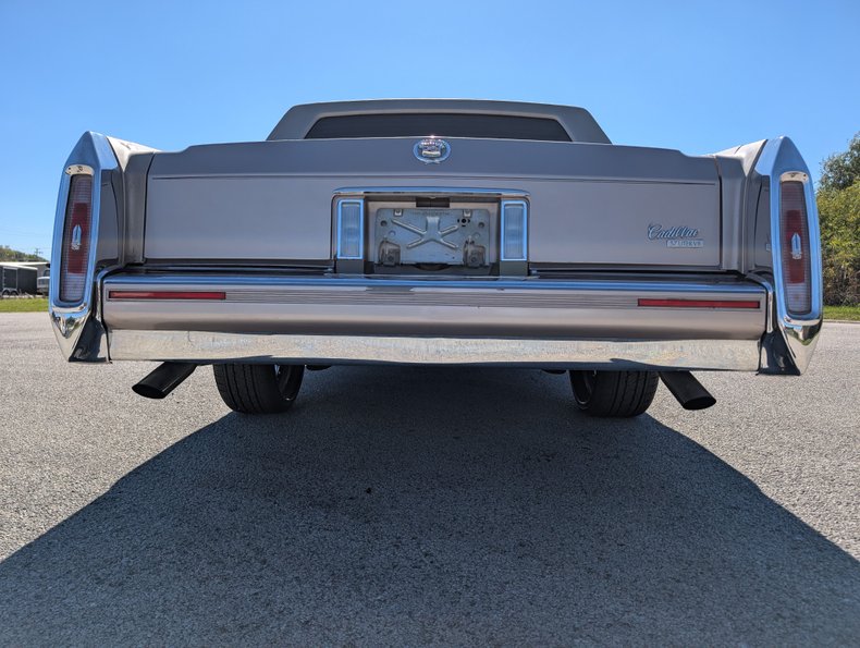 Cadillac-Brougham-1990-Light-Antelope-Metal-Beige-35