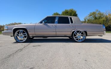 Cadillac-Brougham-1990-Light-Antelope-Metal-Beige-37