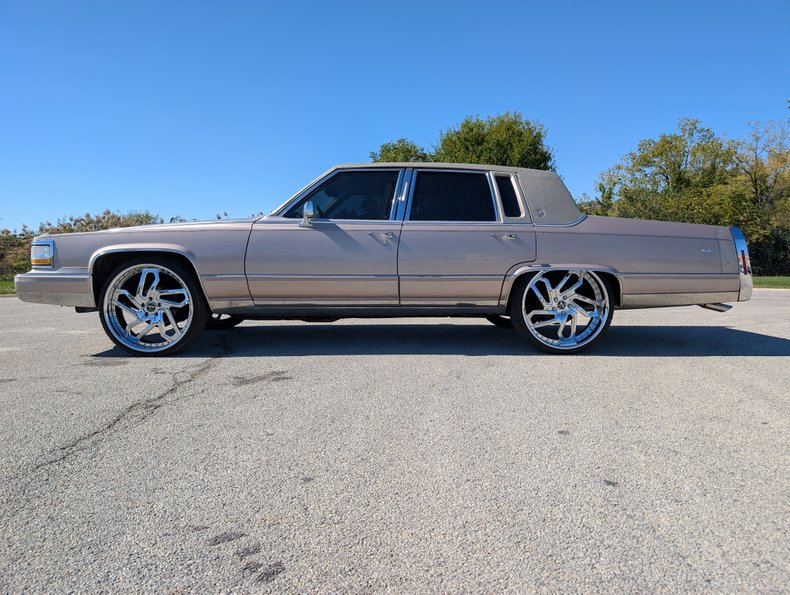 Cadillac-Brougham-1990-Light-Antelope-Metal-Beige-37