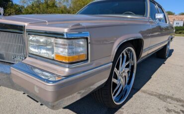 Cadillac-Brougham-1990-Light-Antelope-Metal-Beige-38