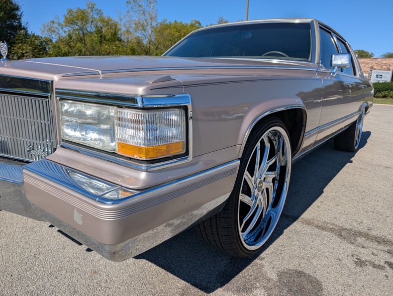 Cadillac-Brougham-1990-Light-Antelope-Metal-Beige-38