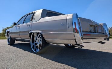 Cadillac-Brougham-1990-Light-Antelope-Metal-Beige-5
