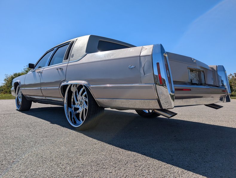 Cadillac-Brougham-1990-Light-Antelope-Metal-Beige-5