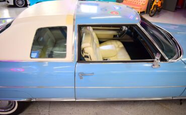 Cadillac-Coupe-DeVille-1975-5