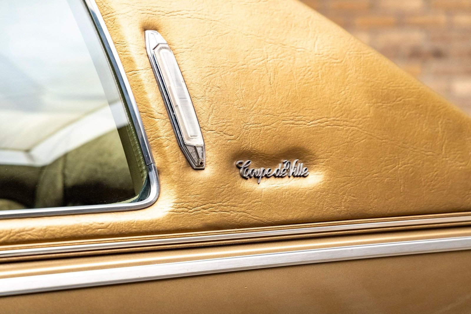 Cadillac-Coupe-DeVille-1979-Coupe-22