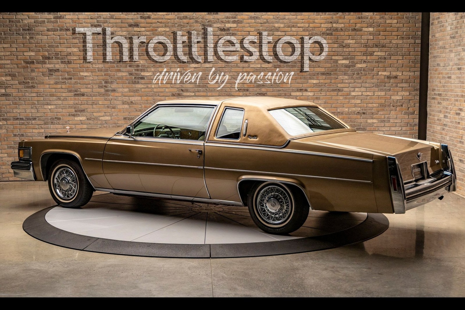 Cadillac-Coupe-DeVille-1979-Coupe-5