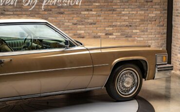 Cadillac-Coupe-DeVille-1979-Coupe-9