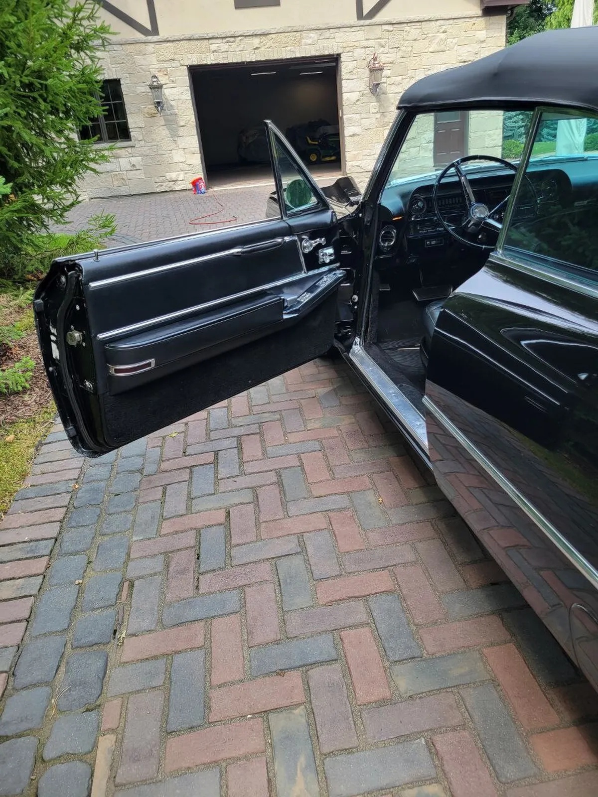 Cadillac-Coupe-deville-1964-Black-Black-15