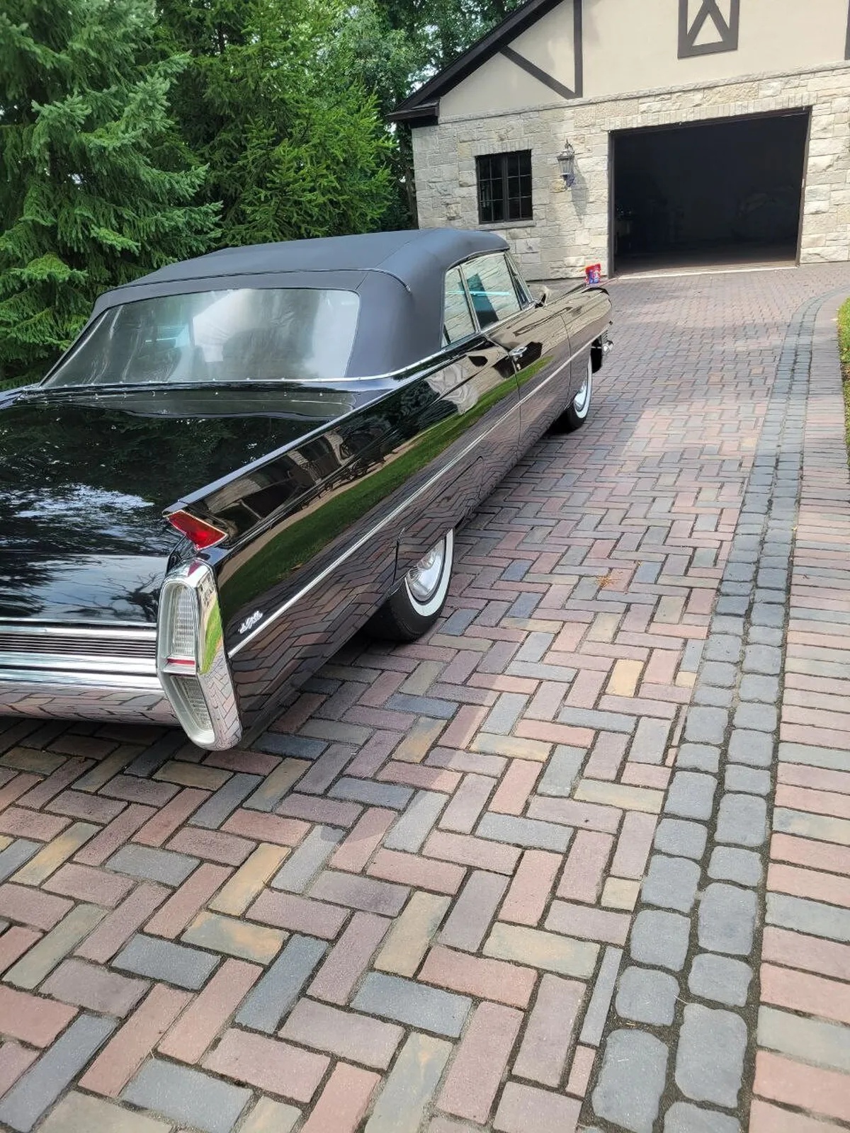 Cadillac-Coupe-deville-1964-Black-Black-3