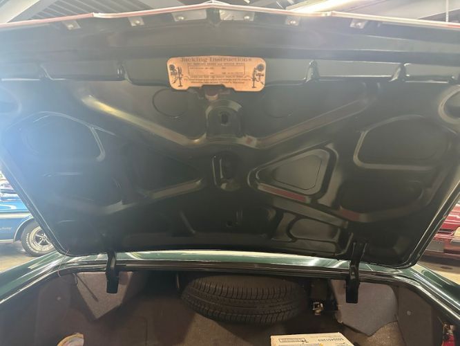 Cadillac-Coupe-deville-1964-Dark-Metallic-Green-Lime-Dorchester-Clot-15