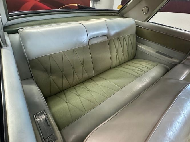 Cadillac-Coupe-deville-1964-Dark-Metallic-Green-Lime-Dorchester-Clot-22