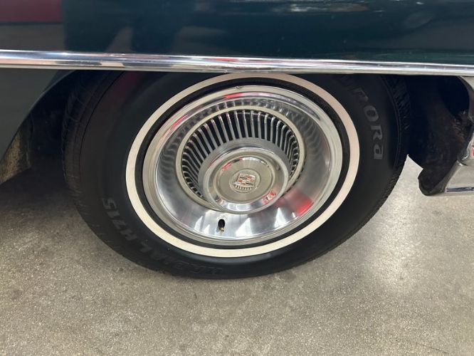 Cadillac-Coupe-deville-1964-Dark-Metallic-Green-Lime-Dorchester-Clot-23