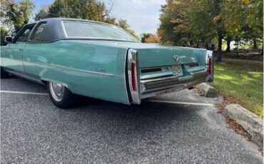 Cadillac-Coupe-deville-1975-Dunbarton-Green-Green-Plaid-2