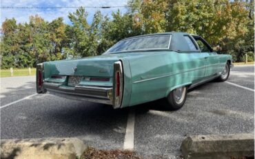 Cadillac-Coupe-deville-1975-Dunbarton-Green-Green-Plaid-21