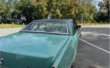 Cadillac-Coupe-deville-1975-Dunbarton-Green-Green-Plaid-23