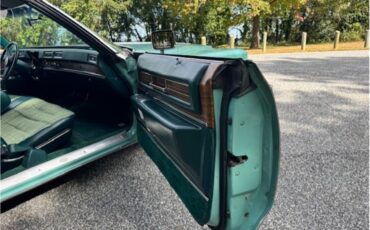 Cadillac-Coupe-deville-1975-Dunbarton-Green-Green-Plaid-29