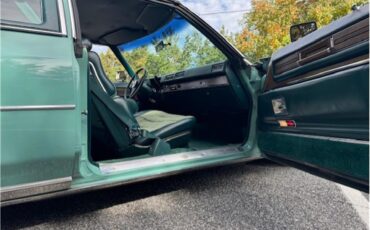 Cadillac-Coupe-deville-1975-Dunbarton-Green-Green-Plaid-30