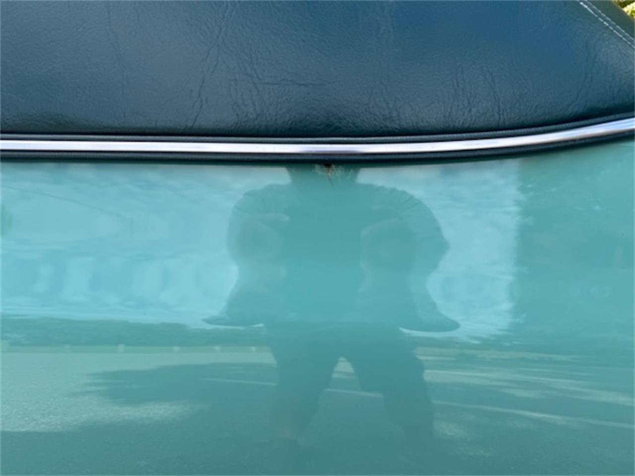 Cadillac-Coupe-deville-1975-Dunbarton-Green-Green-Plaid-34