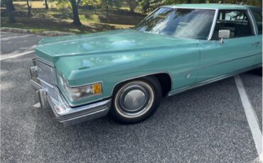 Cadillac-Coupe-deville-1975-Dunbarton-Green-Green-Plaid-58