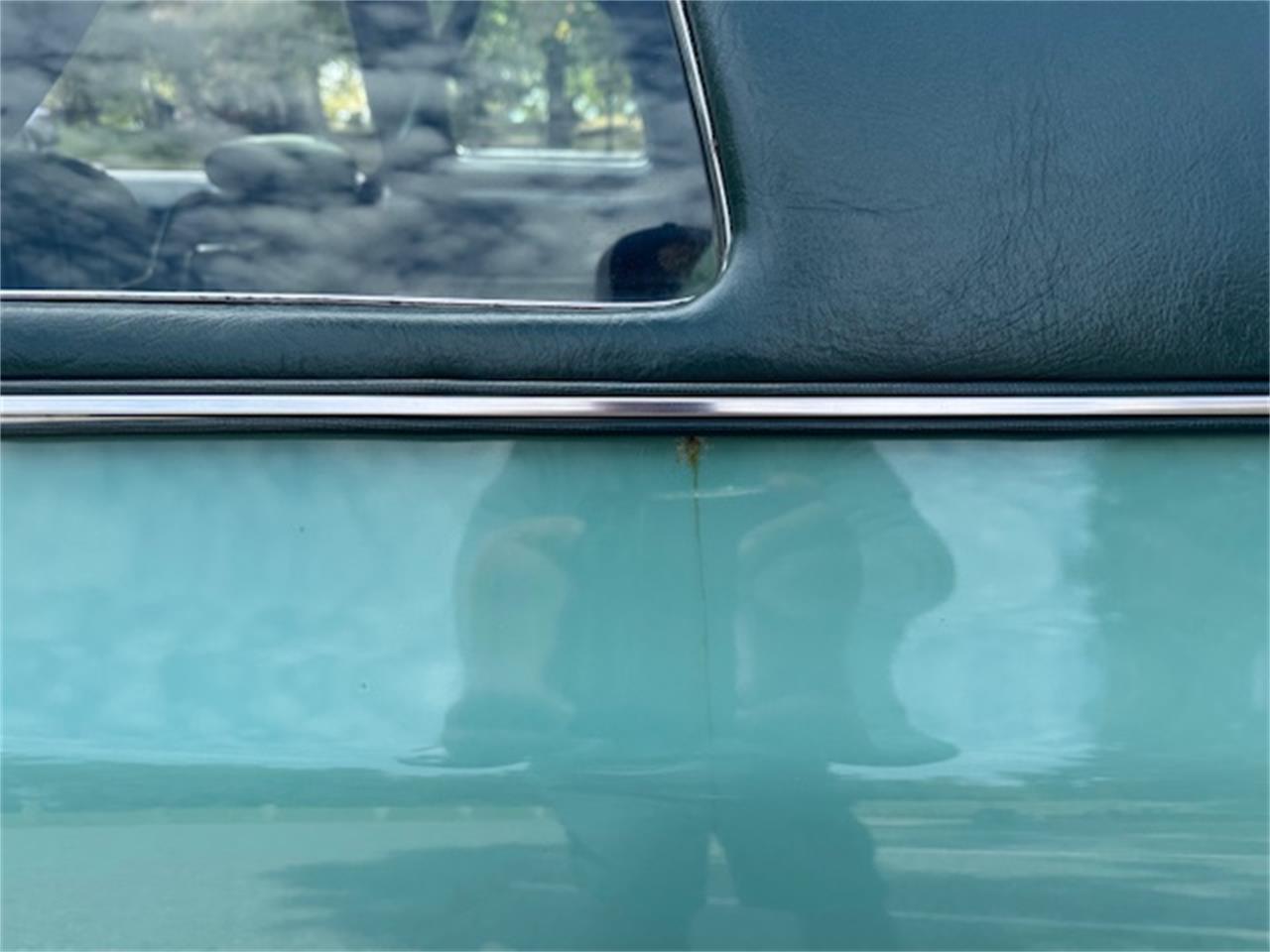 Cadillac-Coupe-deville-1975-Dunbarton-Green-Green-Plaid-62