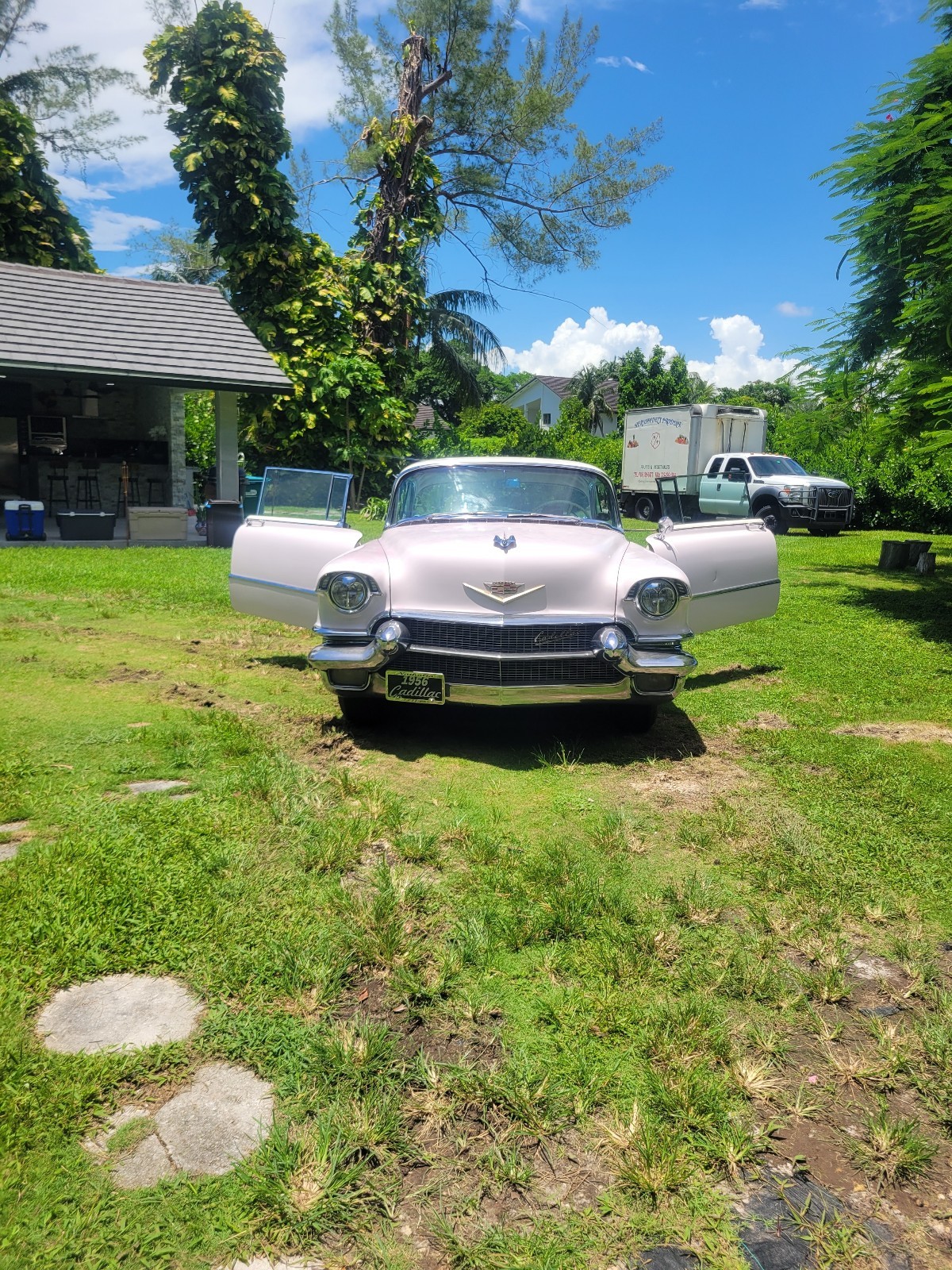 Cadillac-DeVille-1956-15
