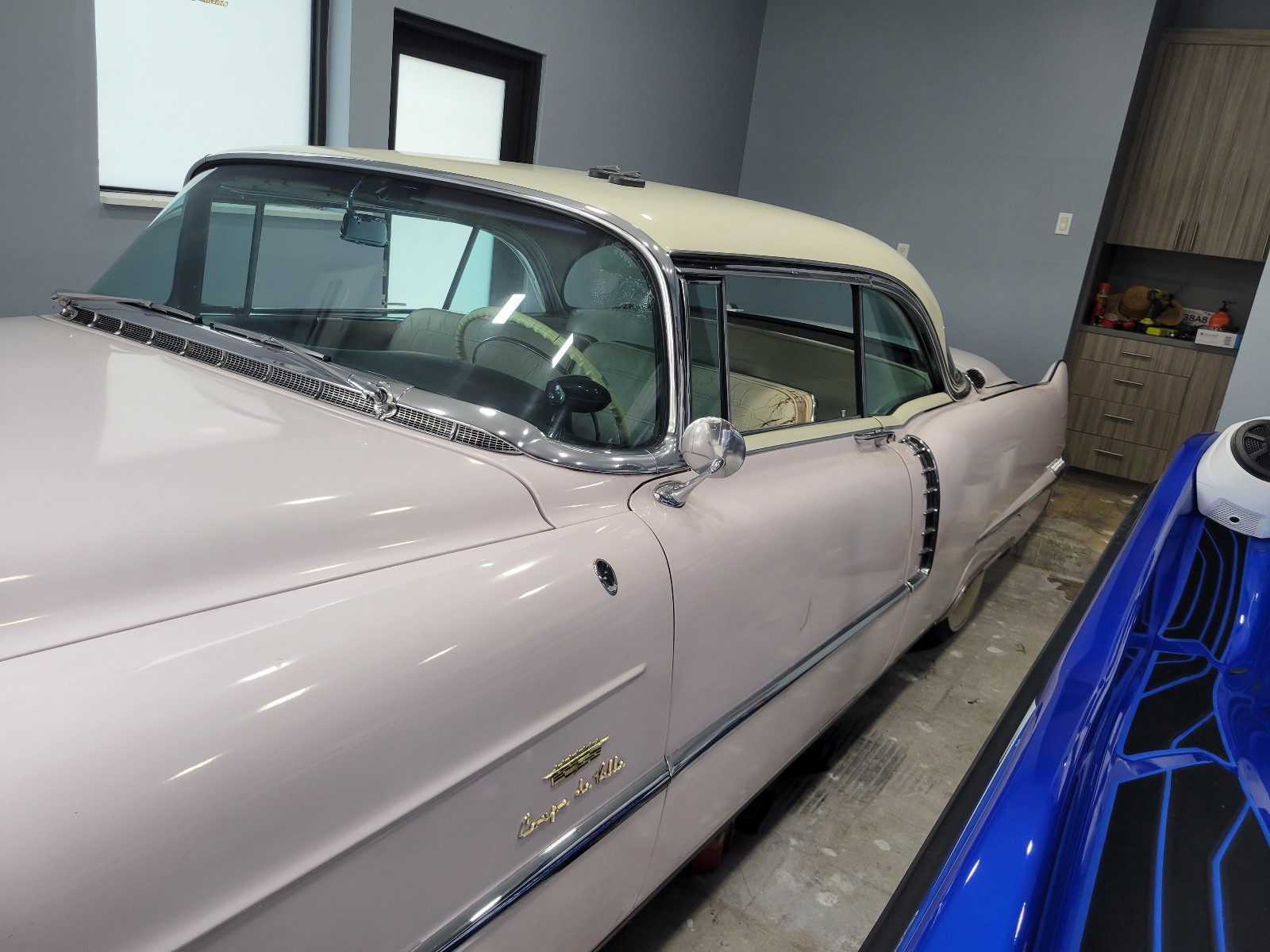 Cadillac-DeVille-1956-23
