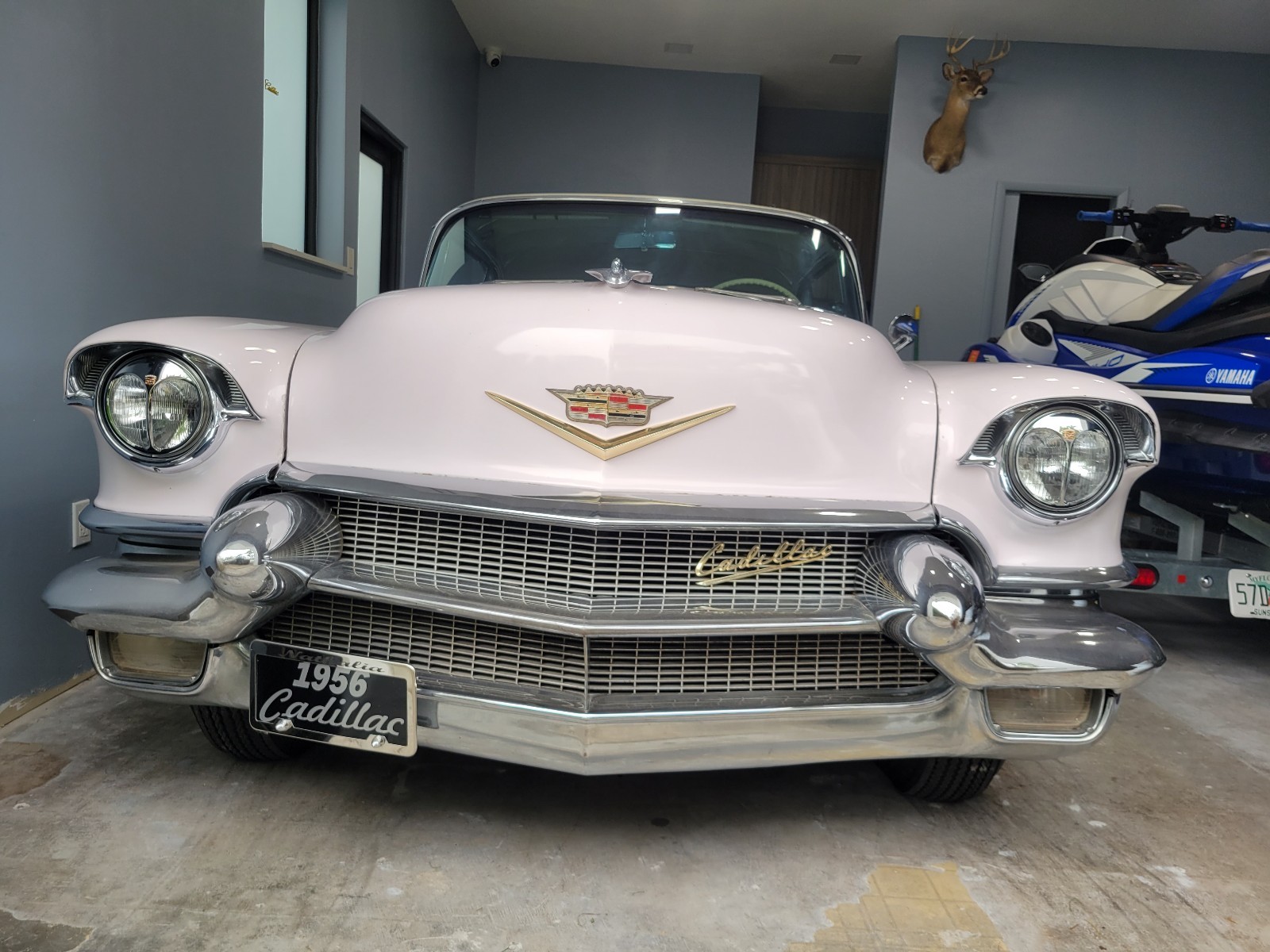 Cadillac-DeVille-1956-31