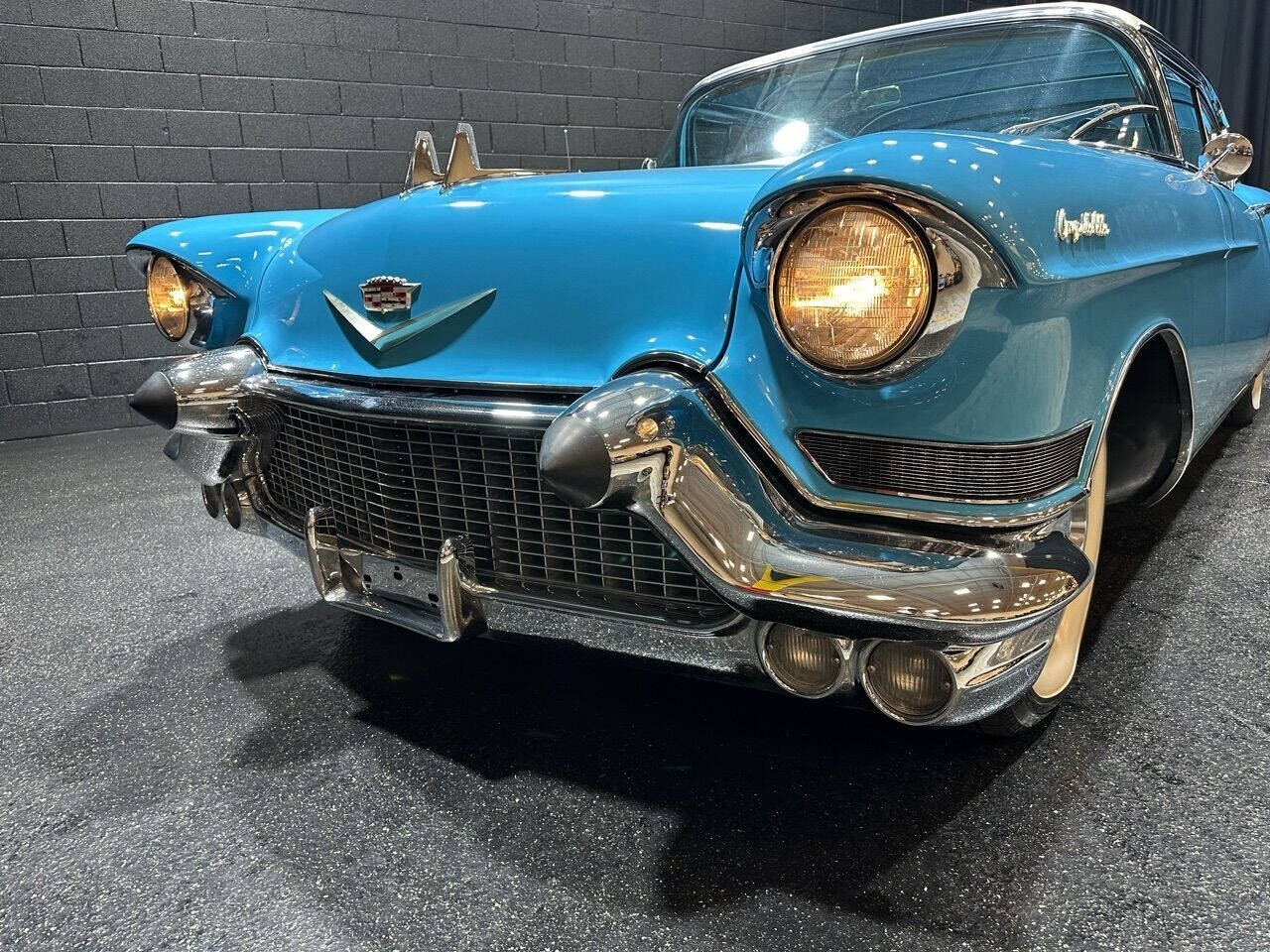 Cadillac-DeVille-1957-Coupe-15