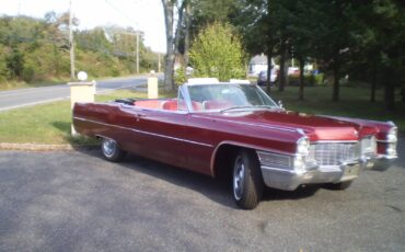 Cadillac-DeVille-1965-Convertible-2