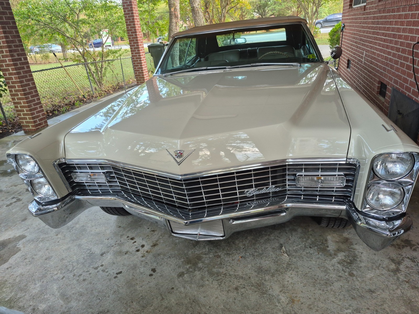 Cadillac-DeVille-1967-Convertible-11